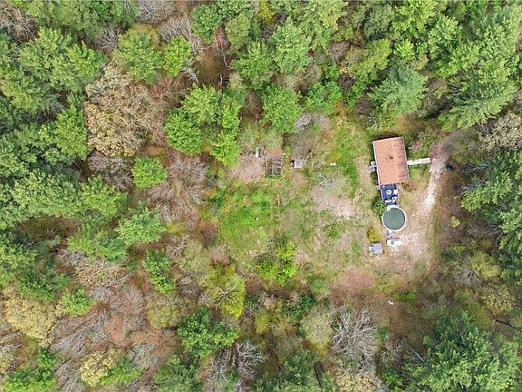 5th image of 90 Pulaski Rd