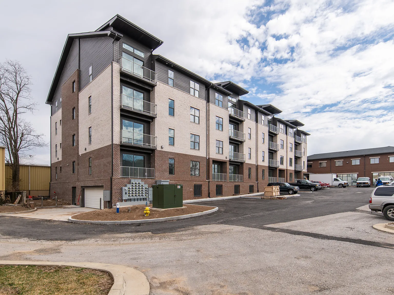 2 bed, 1400 sqft, $1,800 — Photo 1