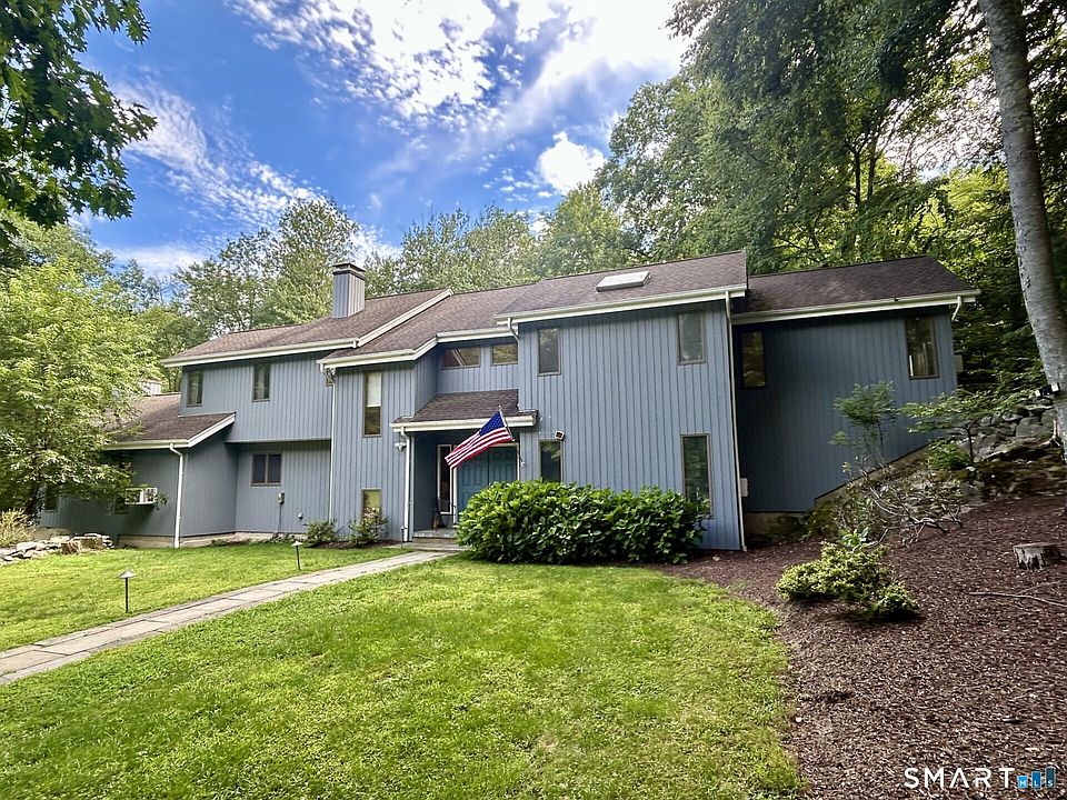 1st image of 4 Deerfield Road