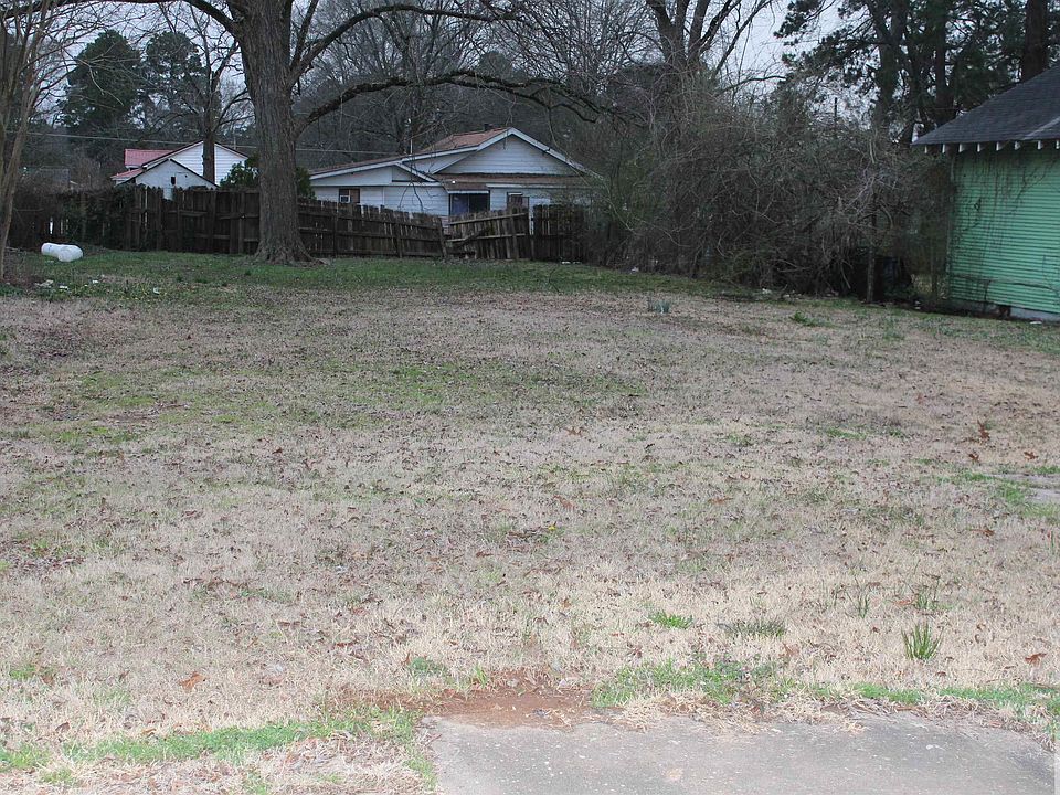 2nd image of 1013 W 5th St