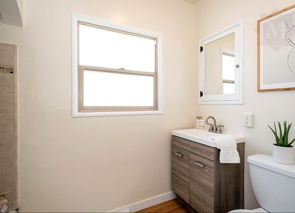 2nd image of 605 W Canon Perdido St #607
