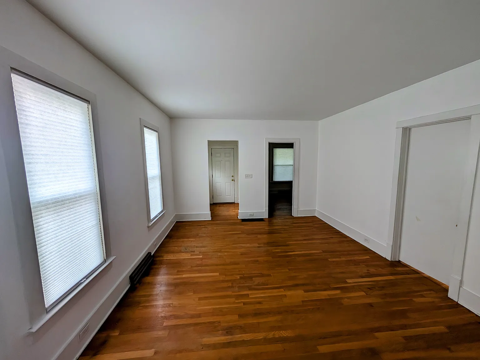 2 bed, $1,400 — Photo 3