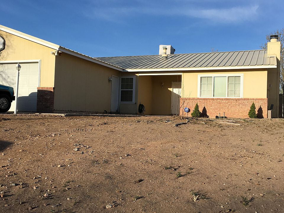 2nd image of 566 Stallion Rd SE