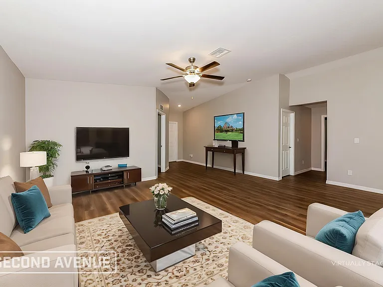 8206 Latour Ave — Photo 6