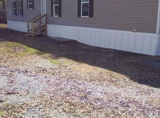 150 Cleveland Dr, Mount Olive, NC 28365