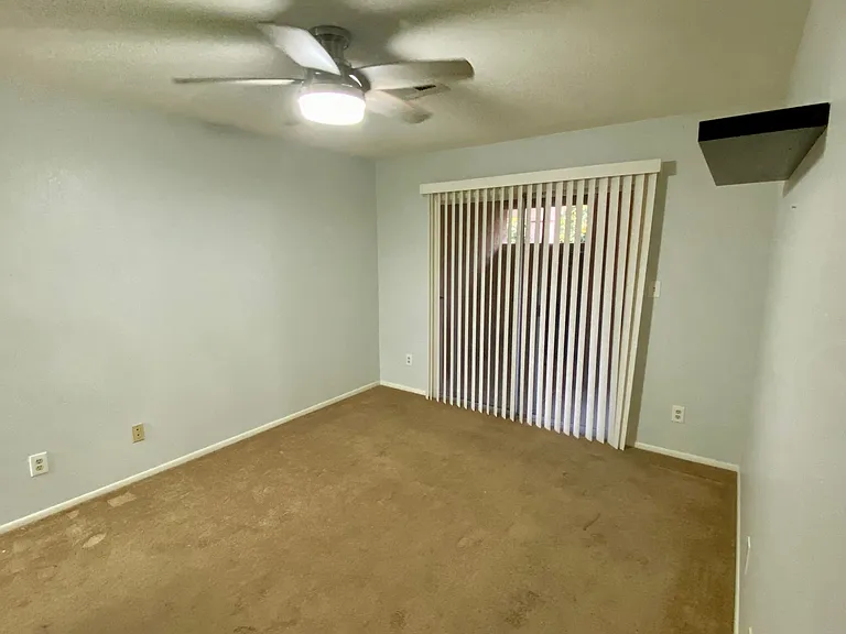 502 W Tonopah Dr #6 — Photo 18