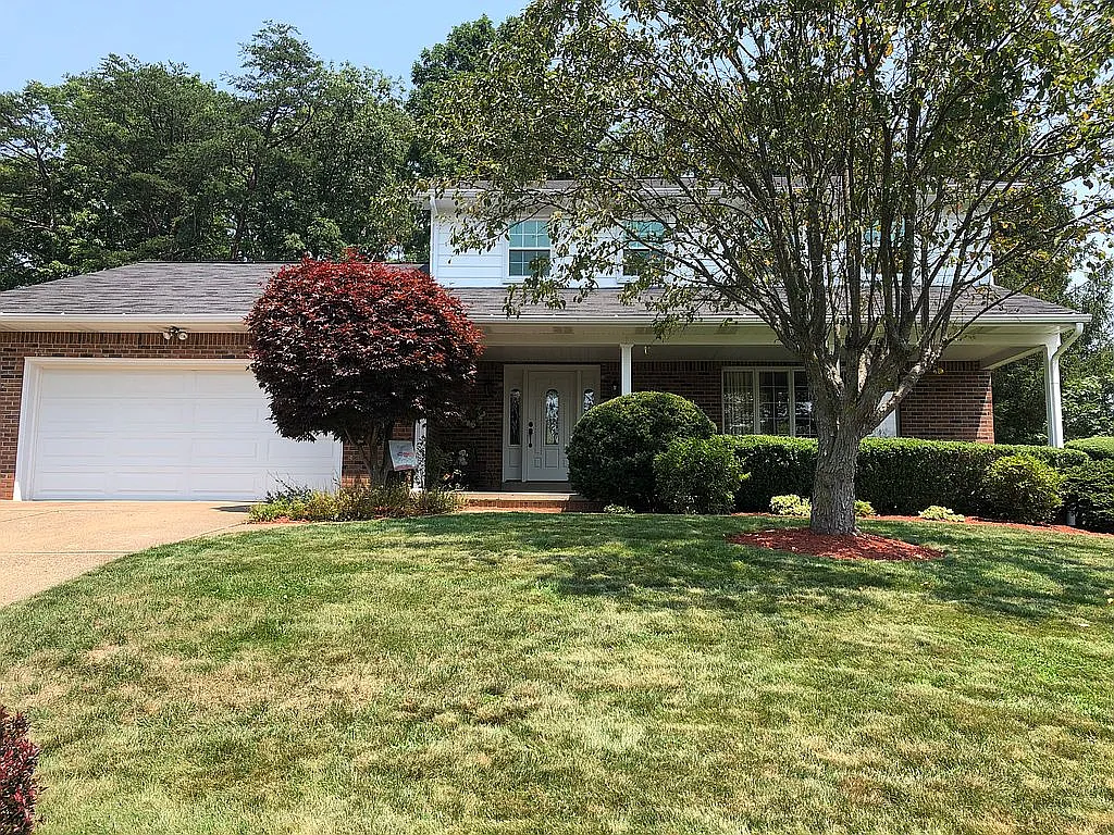 144 Geneva Dr photo 1