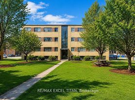 799 Robinson St, Burlington, ON
