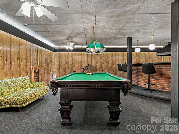 4th image of 8 Hummingbird Ln