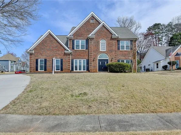 4679 Kiplin Lake Ct, Sugar Hill, GA 30518