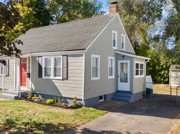 18 Lenox Street, Manchester, CT 06040