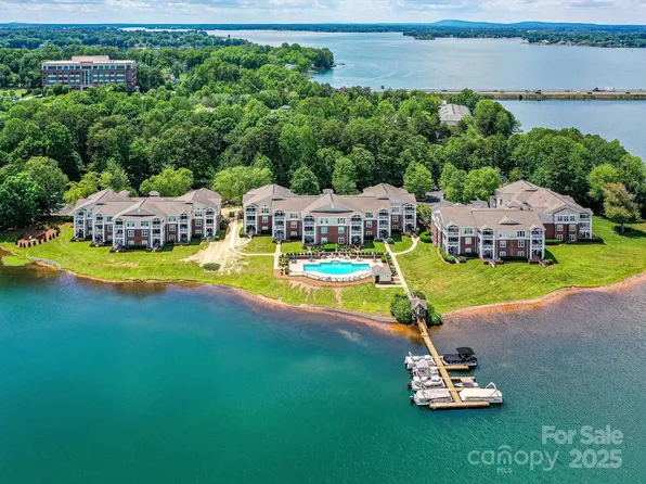 930 Jetton St, Davidson, NC 28036