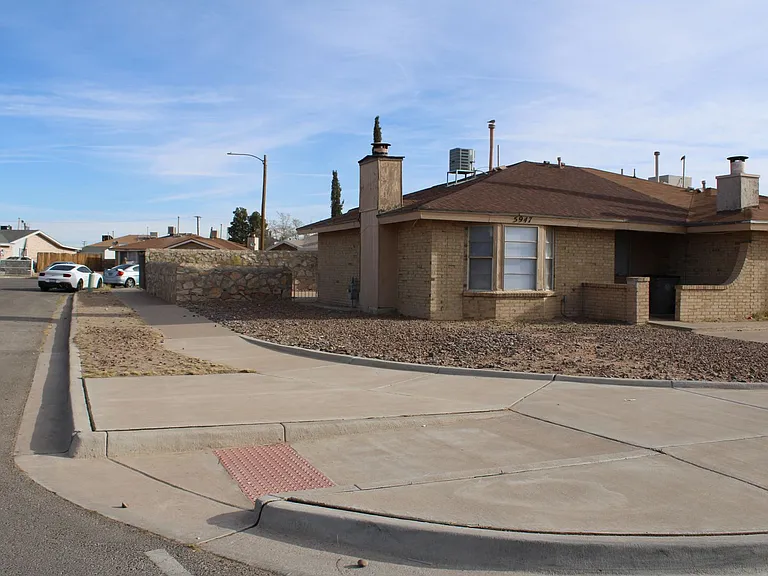 5947 Deer Ave — Photo 21