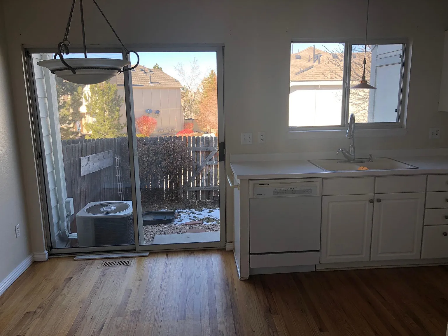 2 bed, 2.5 bath, 1088 sqft, $2,000 — Photo 3