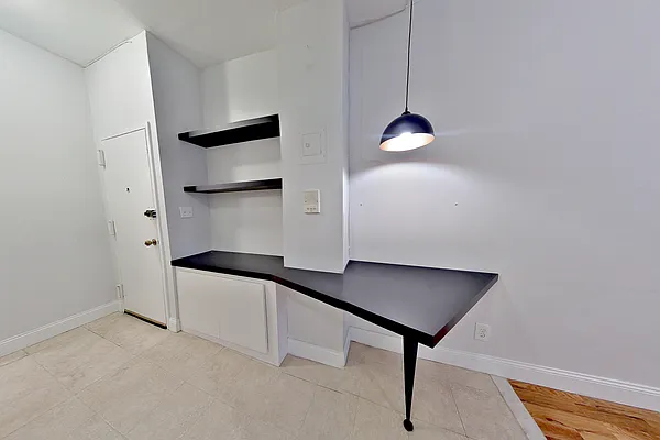 Rented by REAL New York | media 3