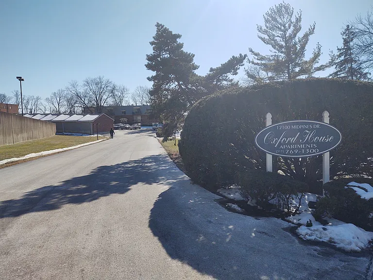 12100 Midpines Dr #15 — Photo 1