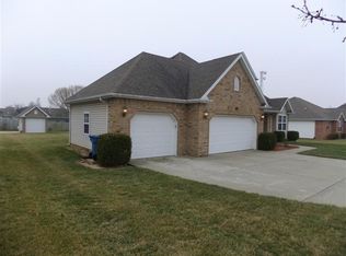908 W Bluegrass Rd, Strafford, MO 65757