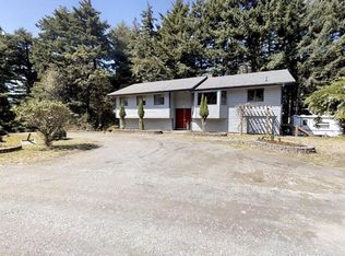 92381 Paradise Point Rd, Pt Orford, OR 97465