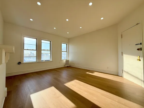 207 18th Street image 1 of 9