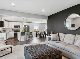 1048 Jubert Dr, Hamel, MN 55340