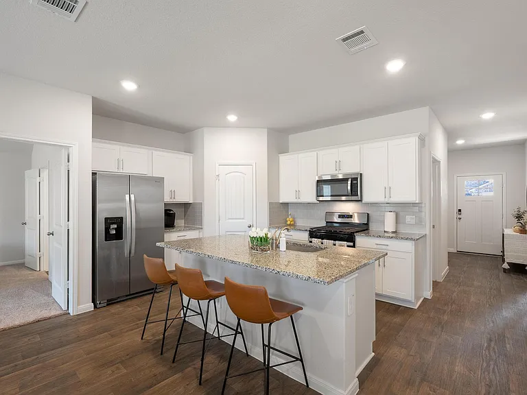 205 Bethpage Dr — Photo 11