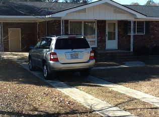 2016 Buckhorn Rd, Fayetteville, NC 28304