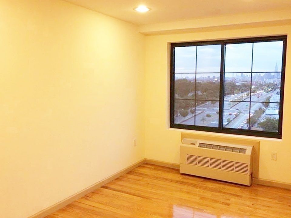 1st image of 5828 44th Ave APT 11D