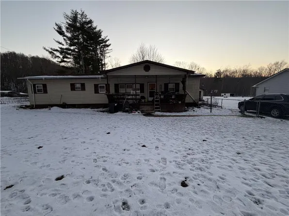 564 Stoney Battery Rd, Marion, VA 24354