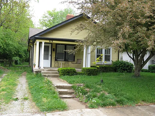 618 E 56th St Photo 1
