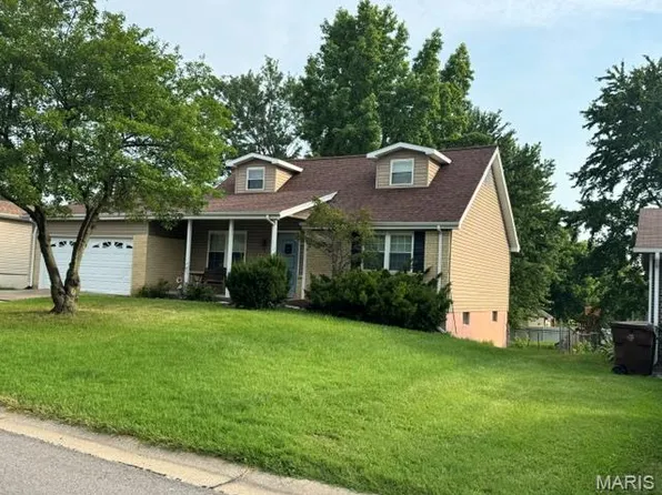 38 W Garden Walk Dr, Saint Peters, MO 63376