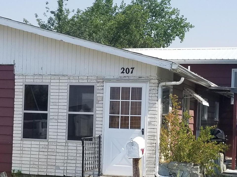 1st image of 207 N Maryland St