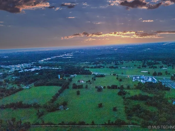 1 N Cornerstone Ln, Idabel, OK 74745