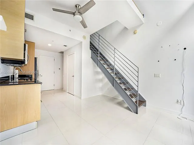 1 bed, 1.5 bath, $2,950 — Photo 3