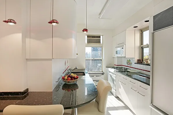 Sold by Corcoran | media 6