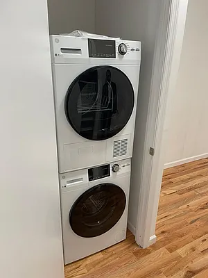 Rented by Owner | media 18