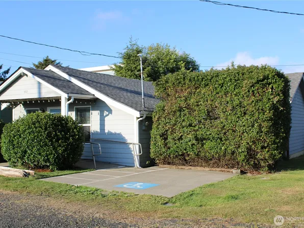 102 N 1st Street, Pacific Beach, WA 98571