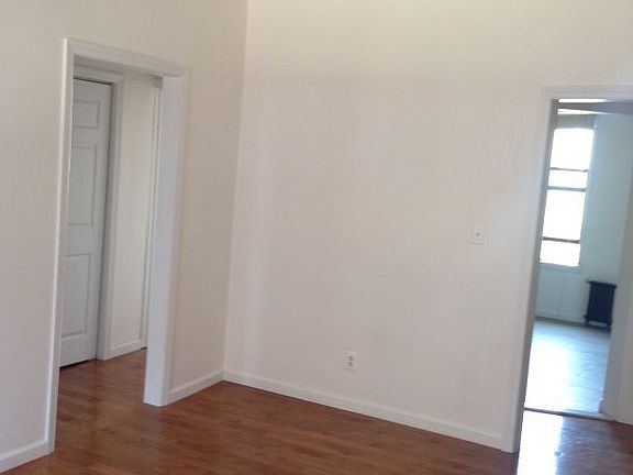 5th image of 2819 Tilden Ave APT 2F