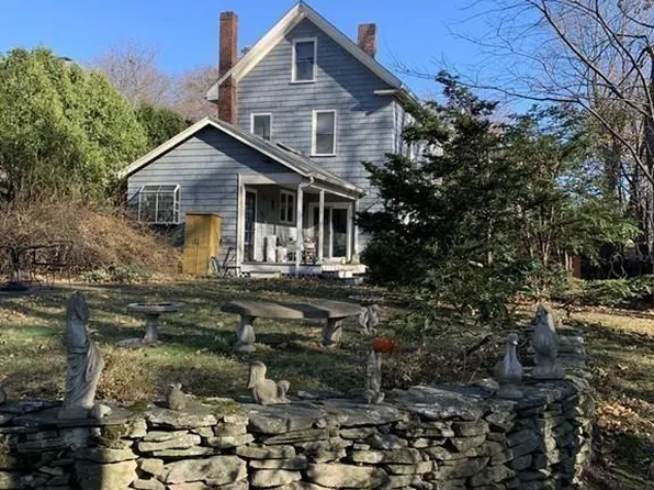 118 Holworthy St, Cambridge, MA 02138