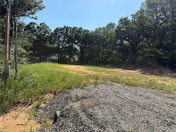 5th image of 10971 Standing Oak Dr