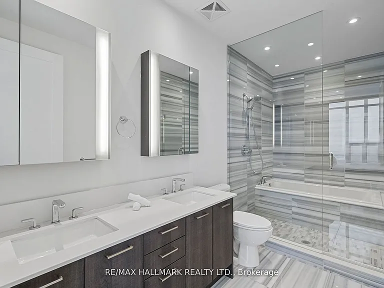 10 York St #6805 — Photo 25