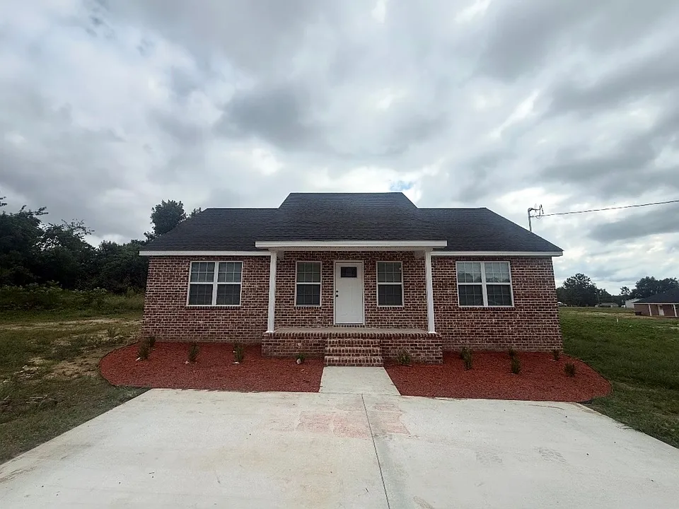 140 Annie Mae Dr