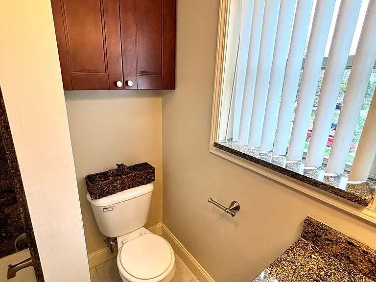 1651 J St #303 — Photo 10
