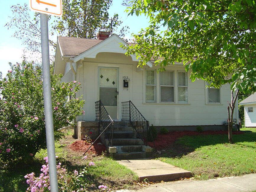 1st image of 1012 W Hamilton Street