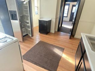 2030 W Greenfield Ave, Milwaukee, WI 53204