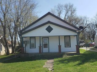 508 Ozark St, Raymondville, MO 65483