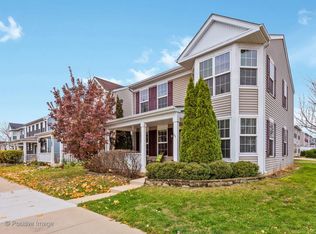 881 Serendipity Dr, Aurora, IL 60504