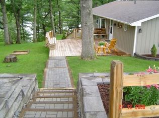 S1387 E Redstone Dr, La Valle, WI 53941
