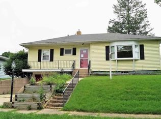 512 10th Ave, New Glarus, WI 53574