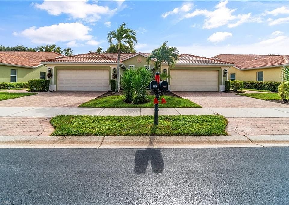 1st image of 15197 Cortona WAY