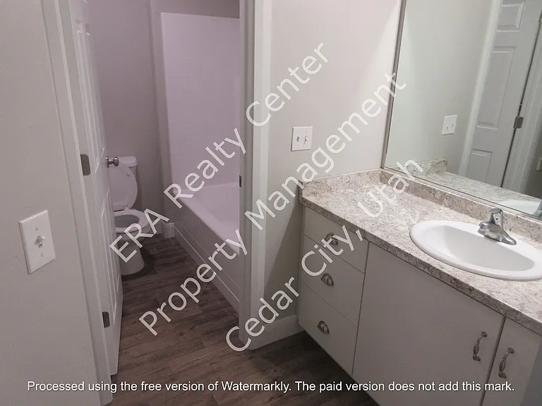 352 W 400 N #D1 — Photo 10